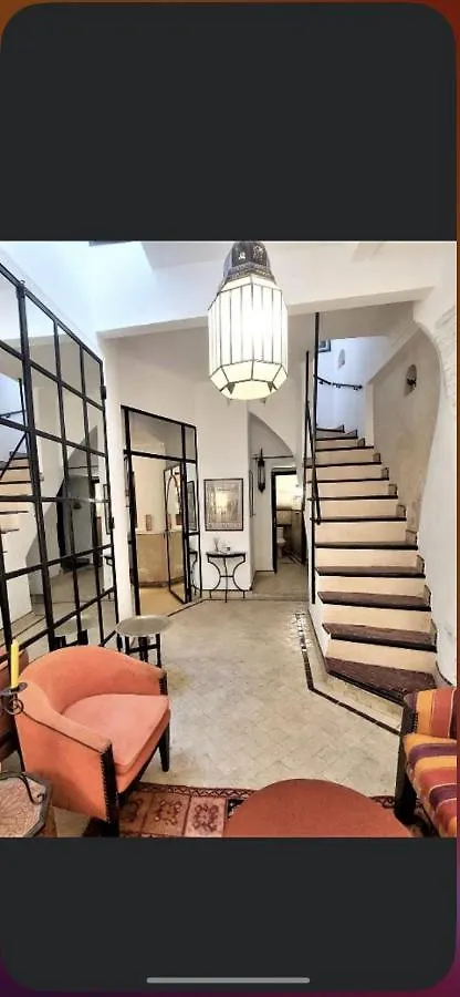 Riad Privatise Jusqu A 5 Personnes A 5 Minutes Place Jemma El Fna Loue Avec Menage Et Petit Dejeuner Compris 马拉喀什 摩洛哥
