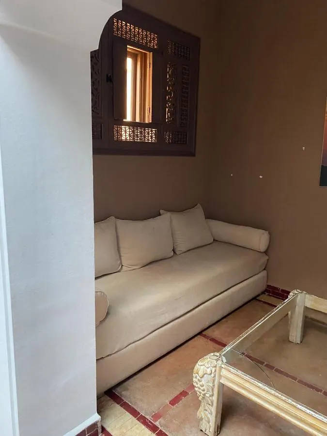 Riad Privatise Jusqu A 5 Personnes A 5 Minutes Place Jemma El Fna Loue Avec Menage Et Petit Dejeuner Compris Marakéš 0*,  Maroko